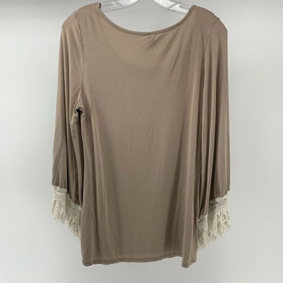 Bellamie Fringe Bell Sleeve Boat Neck Blouse M - Picture 6 of 7
